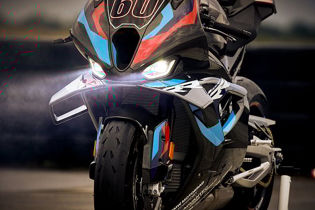 TOP 3 MOST POWERFULL AND STYLISH SUPER SPORTS BIKES 2025