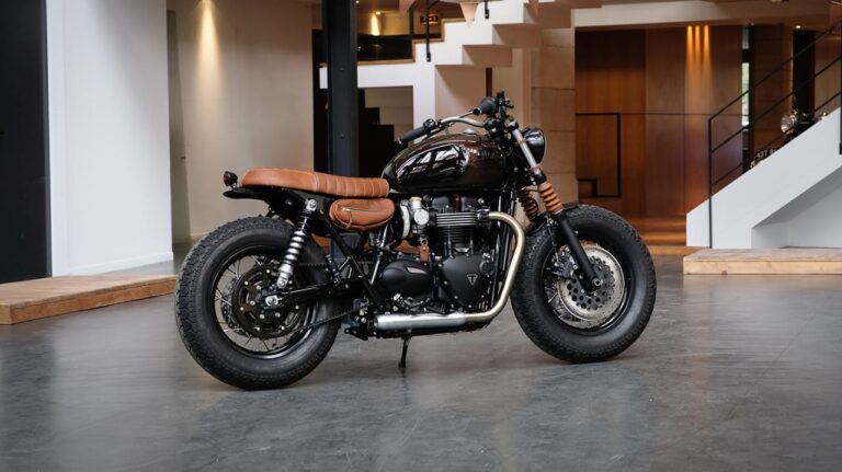 TRIUMPH BONNEVILLE T120 ICON EDITION Bike Specification, Price, Milage, Key features, Rating, Review in 2025