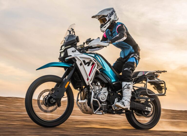 Rain is Coming Best 3 Bikes For This Season With 40+ Mileage, Top 3 Best Bikes For Rainy Season