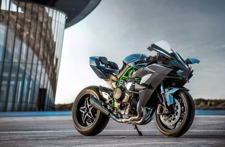 Achievements of Kawasaki Ninja H2R , Kawasaki Ninja H2R Bike Price Specification Mileage